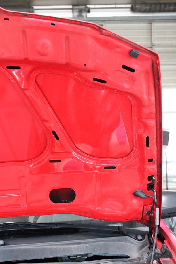 Foto: MOTORHAUBE ( AB 2000 ) eines Seat Arosa 1.0