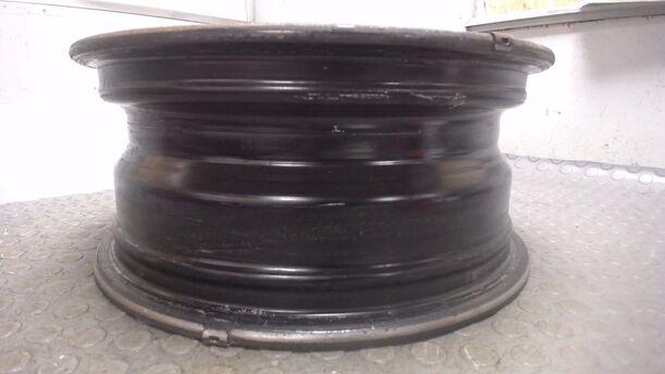 Foto: STAHLFELGE 6X15 ET47 eines VW Golf Plus 1.6 TDI DPF DSG