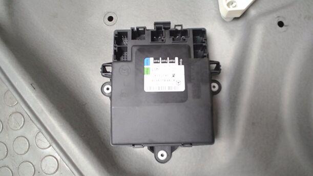 Foto: FENSTERHEBER ELEKTRISCH HINTEN LINKS eines Mercedes-Benz A 150