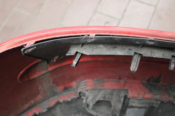 Foto: STOSSFÄNGER / STOßSTANGE VORN ( AB 2000 ) eines Seat Arosa 1.0