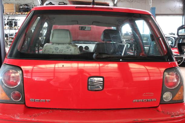 Foto: HECKKLAPPE / HECKDECKEL ( AB 2000 ) eines Seat Arosa 1.0