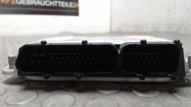 Foto: STEUERGERÄT EINSPRITZUNG / MOTORSTEUERGERÄT eines Seat Arosa 1.0