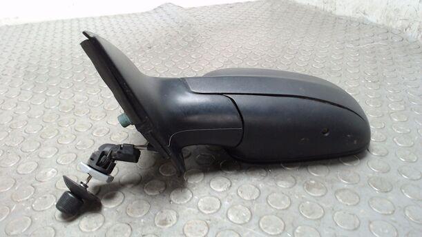 Foto: AUSSENSPIEGEL LINKS MECHANISCH VERSTELLBAR eines Seat Arosa 1.0