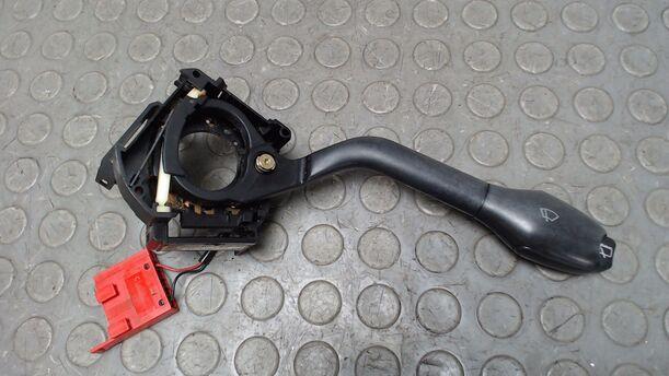 Foto: SCHEIBENWISCHERSCHALTER eines Seat Arosa 1.0
