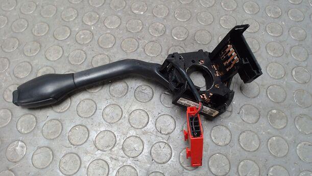 Foto: SCHEIBENWISCHERSCHALTER eines Seat Arosa 1.0