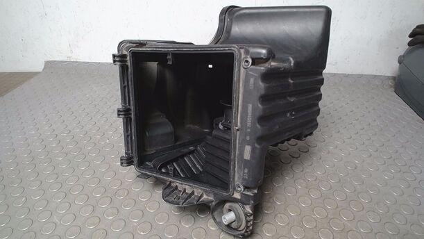 Foto: LUFTFILTERKASTEN eines Mercedes-Benz A 150