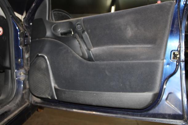 Foto: TÜR VORN RECHTS eines Opel Vectra 1.6
