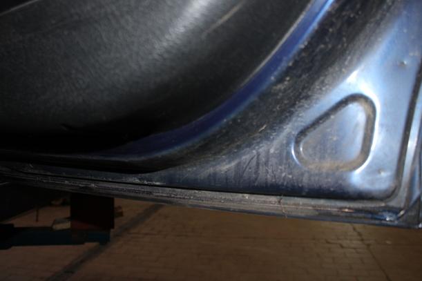 Foto: TÜR HINTEN RECHTS  ( LIMOUSINE ) eines Opel Vectra 1.6