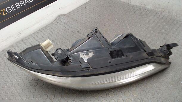 Foto: SCHEINWERFER RECHTS ( FACELIFT ) eines Opel Vectra 1.6