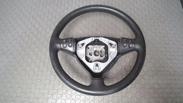 Foto: LEDERLENKRAD ( OHNE AIRBAG ) eines Mercedes-Benz A 150