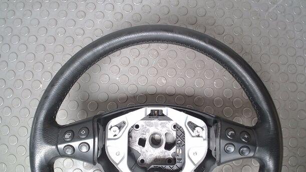 Foto: LEDERLENKRAD ( OHNE AIRBAG ) eines Mercedes-Benz A 150