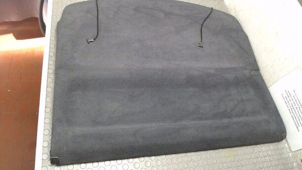 Foto: HUTABLAGE ( LIMOUSINE ) eines Opel Vectra 1.6