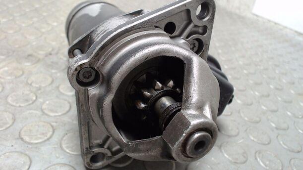 Foto: ANLASSER / STARTER (ZUBEHÖR) eines Opel Vectra 1.6