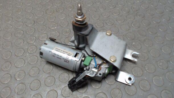 Foto: SCHEIBENWISCHERMOTOR HINTEN eines Opel Vectra 1.6