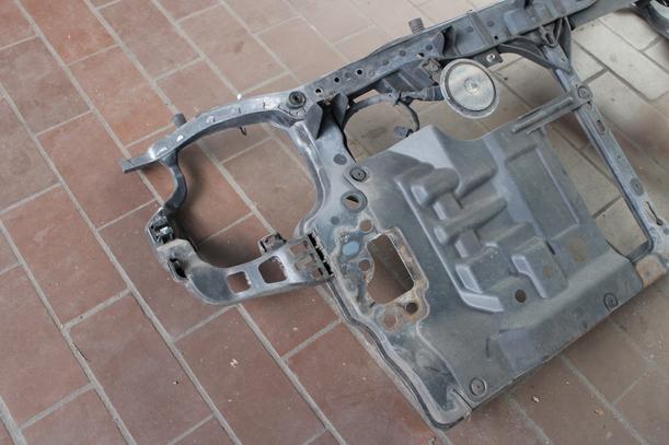Foto: FRONTBLECH ( FACELIFT AB 2008 ) eines Kia Picanto 1.1