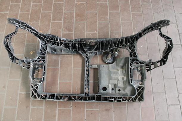 Foto: FRONTBLECH ( FACELIFT AB 2008 ) eines Kia Picanto 1.1