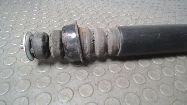 Foto: STOSSDÄMPFER HINTEN eines Kia Picanto 1.1