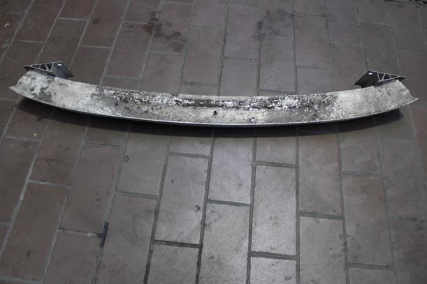 Foto: VERSTÄRKUNG HINTEN eines Audi A3 2.0 TDI DPF