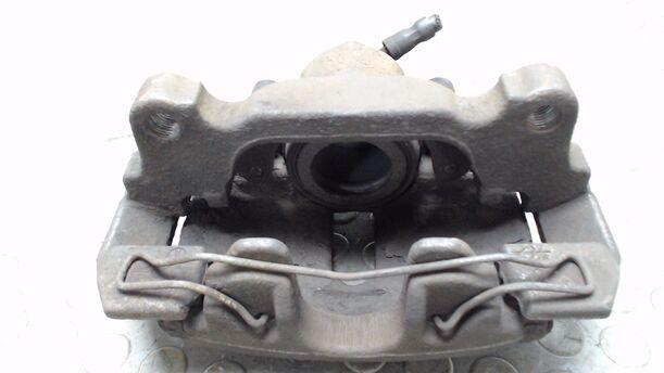 Foto: BREMSSATTEL VORN RECHTS ( 288 MM ) eines Audi A3 2.0 TDI DPF