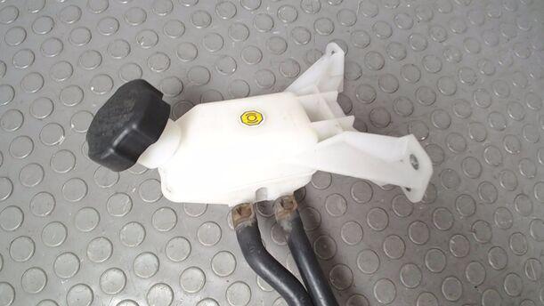 Foto: HAUPTBREMSZYLINDER eines Kia Picanto 1.1
