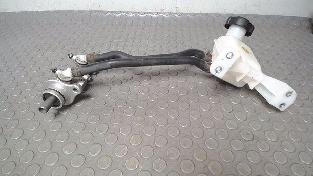 Foto: HAUPTBREMSZYLINDER eines Kia Picanto 1.1