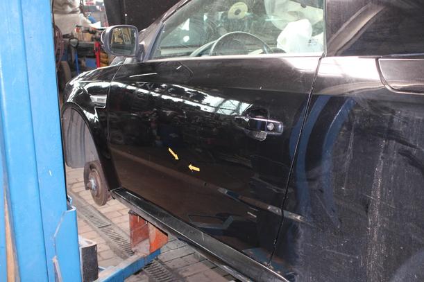 Foto: TÜR VORN LINKS eines Opel Tigra Twin Top 1.4