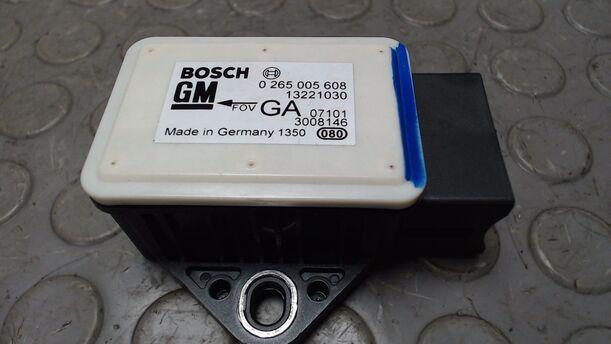 Foto: CRASHSENSOR / AIRBAGSENSOR eines Opel Tigra Twin Top 1.4