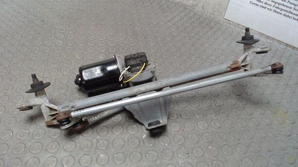 Foto: SCHEIBENWISCHERMOTOR VORN eines Opel Tigra Twin Top 1.4 GLXi