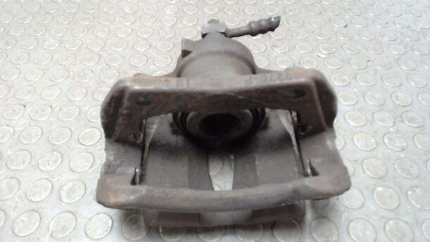 Foto: BREMSSATTEL VORN RECHTS eines Opel Tigra Twin Top 1.4 GLXi