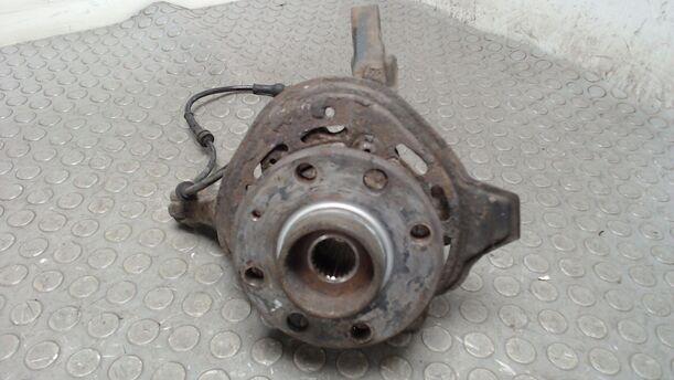 Foto: ACHSSCHENKEL VORN LINKS ( 4 LOCH ) eines Opel Tigra Twin Top 1.4 GLXi