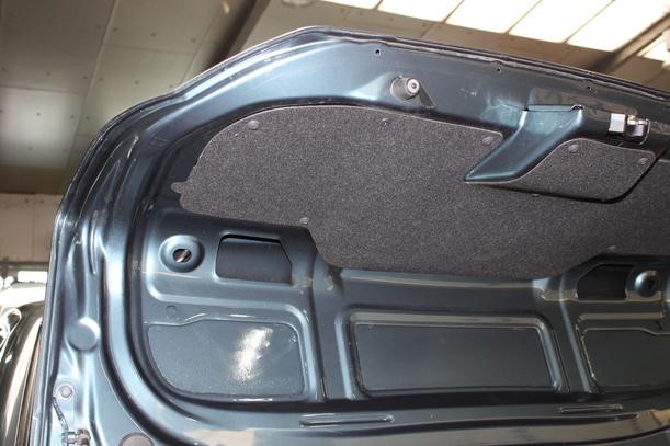 Foto: HECKDECKEL / HECKKLAPPE ( STUFENHECK ) eines Ford Focus TDCi GLXi