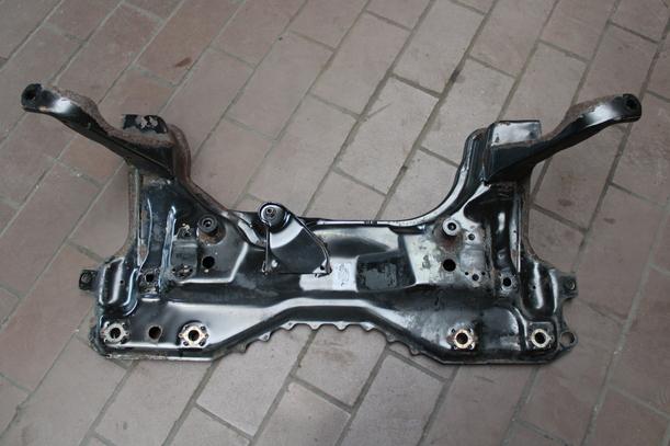 Foto: VORDERACHSTRÄGER / ACHSE VORN eines Ford Focus TDCi GLXi