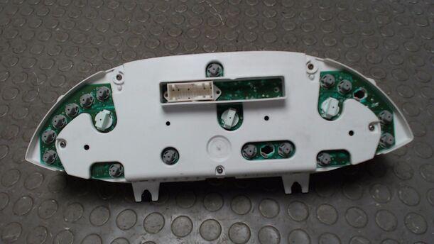 Foto: TACHOEINHEIT / KOMBIINSTRUMENT eines Ford Focus TDCi GLXi