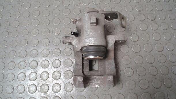 Foto: BREMSSATTEL HINTEN RECHTS ( ZUBEHÖR ) eines VW Polo 1.8 GLXi
