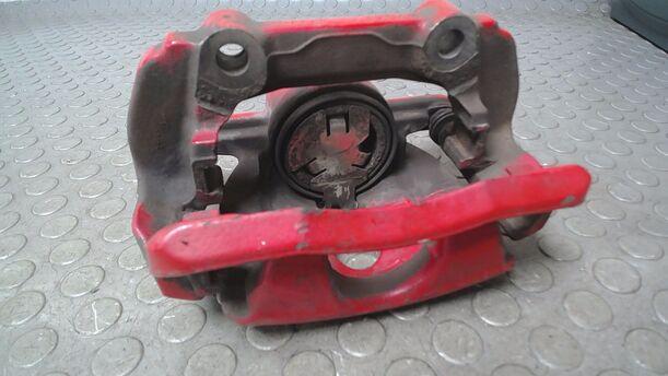 Foto: BREMSSATTEL VORN RECHTS ( LUCAS 54 ) eines VW Polo 1.8 GLXi