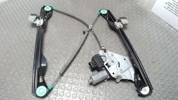 Foto: FENSTERHEBER ELEKTRISCH VORN RECHTS eines Ford Focus TDCi GLXi