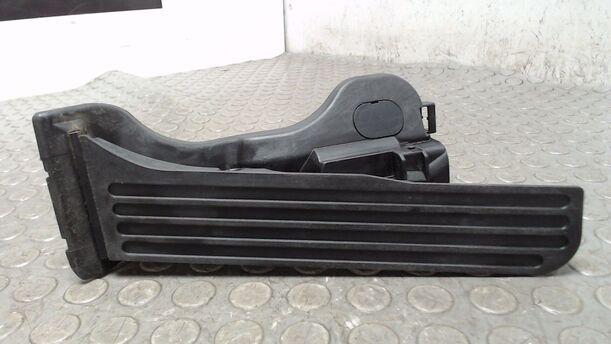 Foto: GASPEDAL eines VW Passat Variant 2.0 TDI Fun