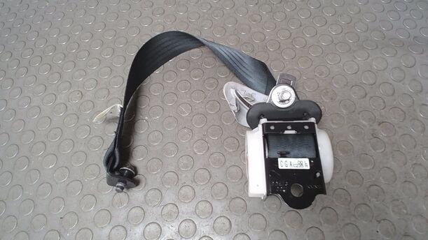Foto: SICHERHEITSGURT 3. REIHE LINKS eines Mazda 5 1.8 Fun