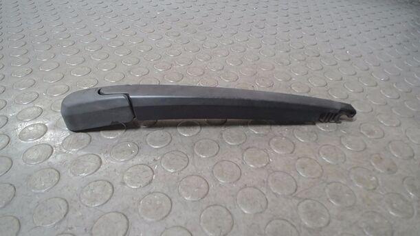 Foto: SCHEIBENWISCHERARM HINTEN eines Mazda 5 1.8 Fun