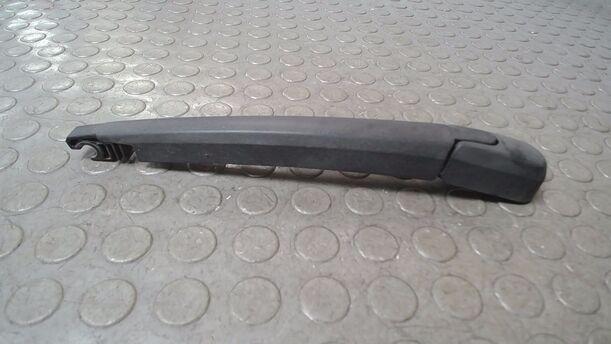 Foto: SCHEIBENWISCHERARM HINTEN eines Mazda 5 1.8 Fun