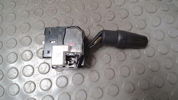 Foto: BLINKSCHALTER/ KOMBISCHALTER ( FÜR NEBELSCHEINWERFER ) eines Mazda 5 1.8 Fun