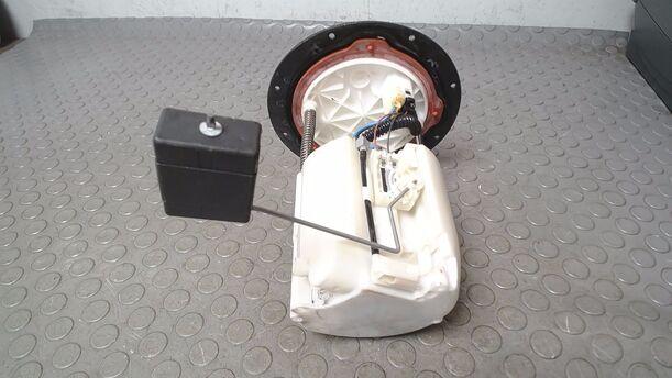 Foto: KRAFTSTOFFPUMPE eines Mazda 5 1.8 Fun