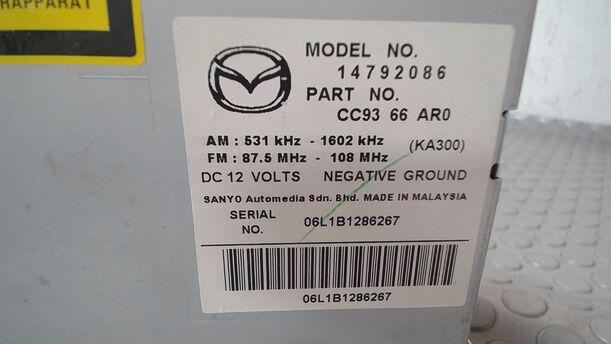 Foto: RADIO ( OHNE RADIOCODE ) eines Mazda 5 1.8 Fun