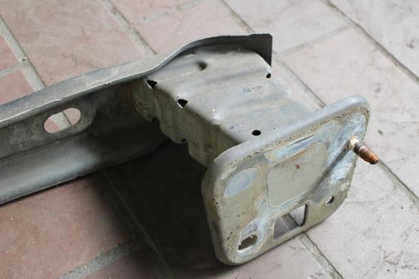 Foto: VERSTÄRKUNG HINTEN eines Fiat Punto Evo 1.2 8V Attraction