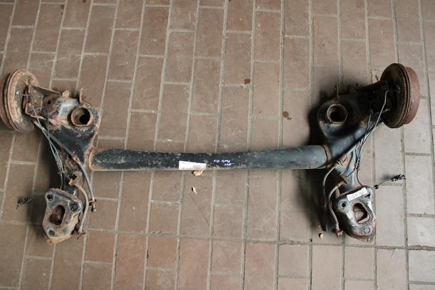 Foto: HINTERACHSE eines Fiat Punto Evo 1.2 8V Attraction