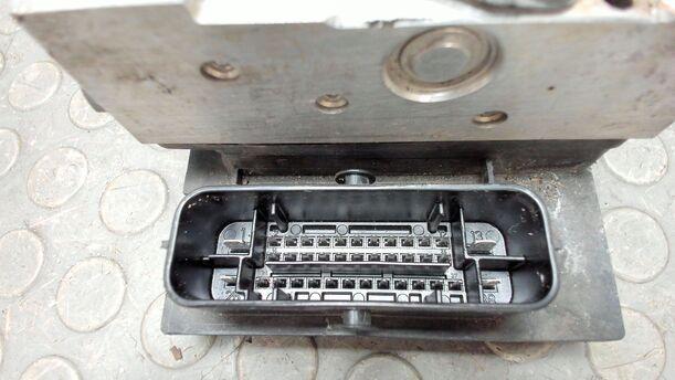 Foto: HAUPTBREMSAGGREGAT ABS ( ESP ) eines Fiat Punto Evo 1.2 8V Attraction