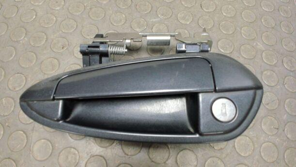 Foto: TÜRAUSSENGRIFF VORN LINKS eines Fiat Punto Evo 1.2 8V Attraction