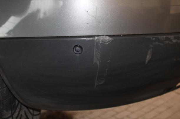 Foto: STOSSFÄNGER/ STOßSTANGE HINTEN ( LACKIERUNGSBEDÜRFTIG ) eines VW Golf 1.9 TDI Attraction