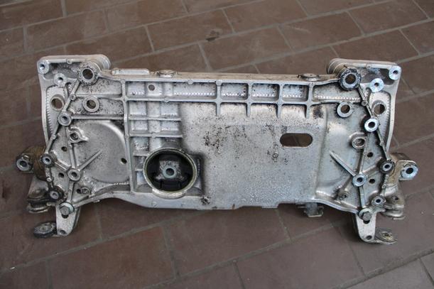 Foto: VORDERACHSE/ ACHSE VORN eines VW Golf 1.9 TDI Attraction
