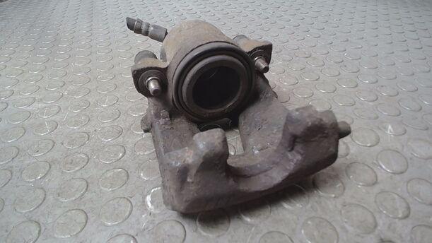 Foto: BREMSSATTEL VORN LINKS ( ATE ) eines VW Golf 1.9 TDI Attraction